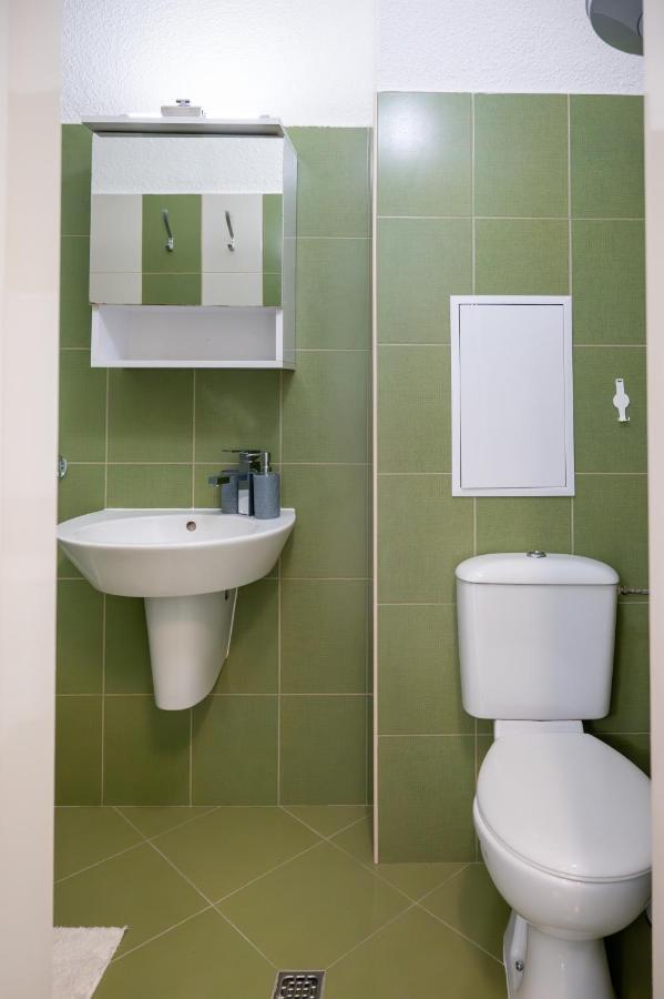 Colorful Studio With Balcony - Free Parking Apartment Sofia Exterior photo