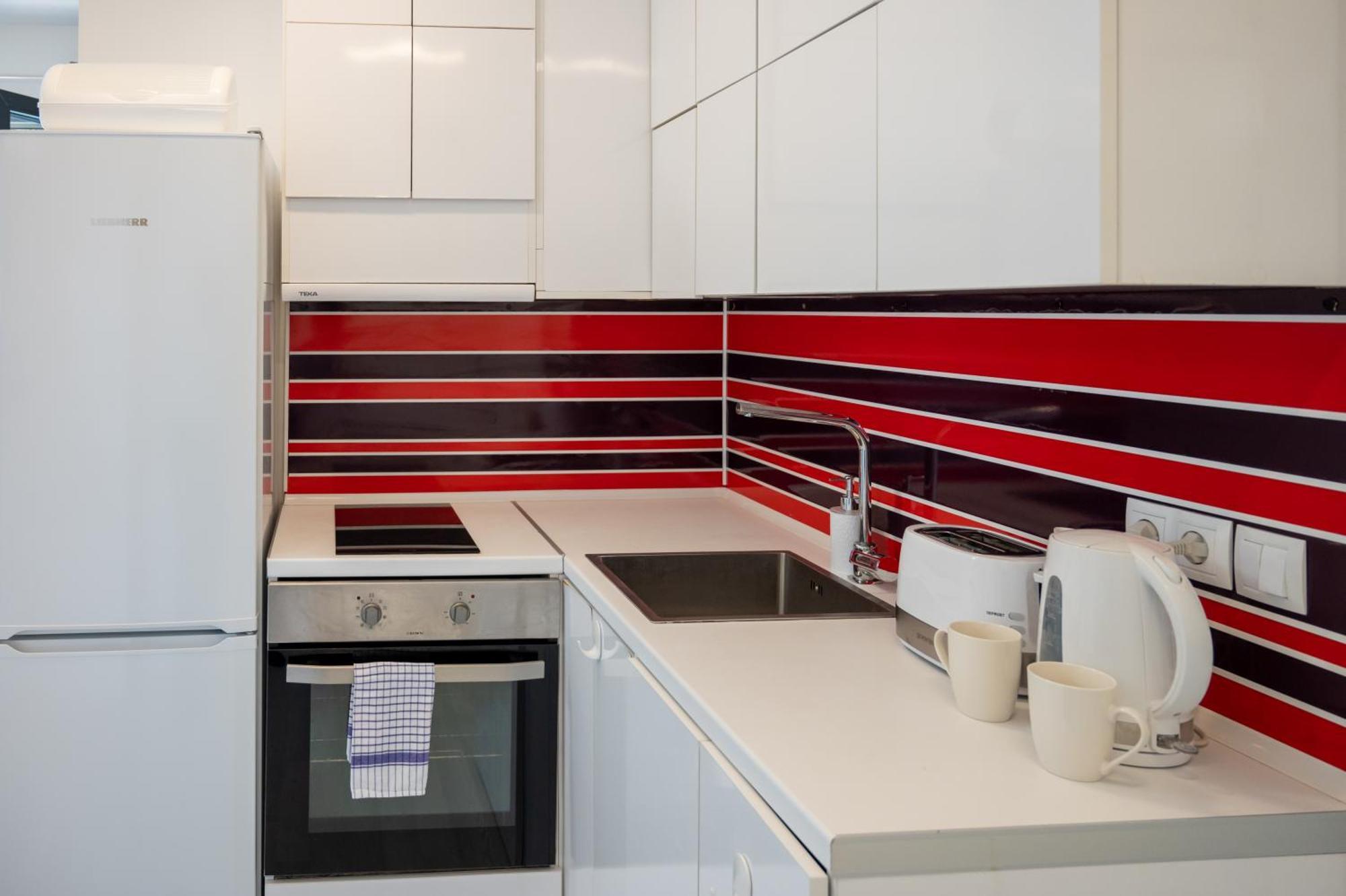 Colorful Studio With Balcony - Free Parking Apartment Sofia Exterior photo